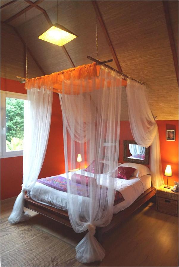 Les Centauris Bed and Breakfast Pléguien Εξωτερικό φωτογραφία