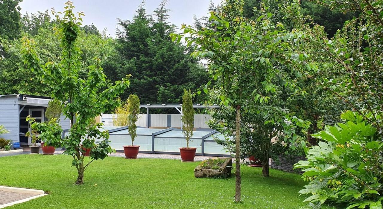 Les Centauris Bed and Breakfast Pléguien Εξωτερικό φωτογραφία